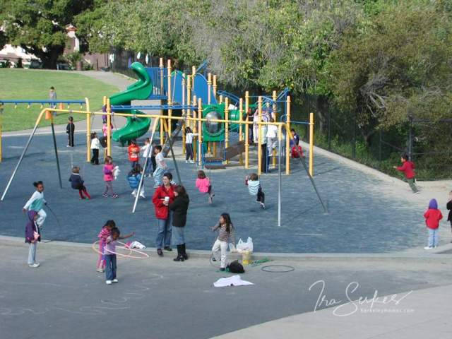 berkeley-ca-thousand-1000-oaks-neighborhood-thousand-oaks-school-840-colusa-school-yard-playground-03